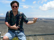 クレーターとギタリスト