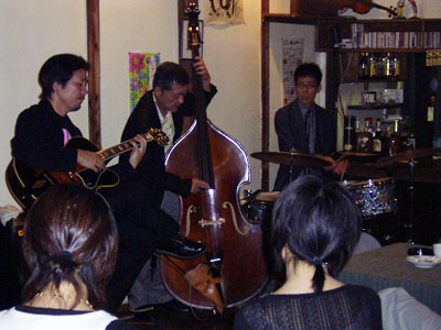 2005�N�����{�c�A�[