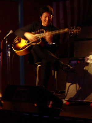 2005�N�����{�c�A�[