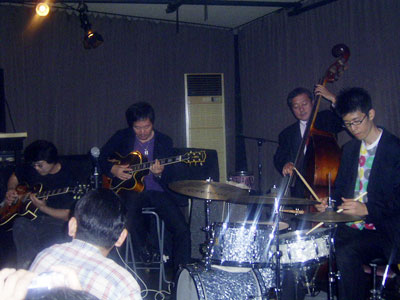 2005�N�����{�c�A�[