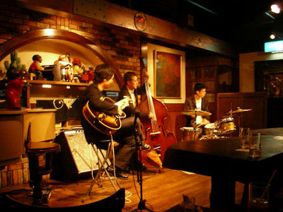 2005�N�����{�c�A�[