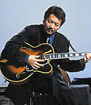 �{�V��M��